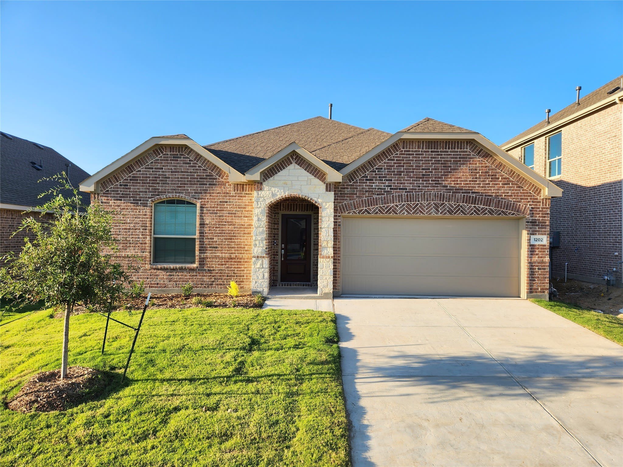 1202 Smoketree Lane – photo 1
