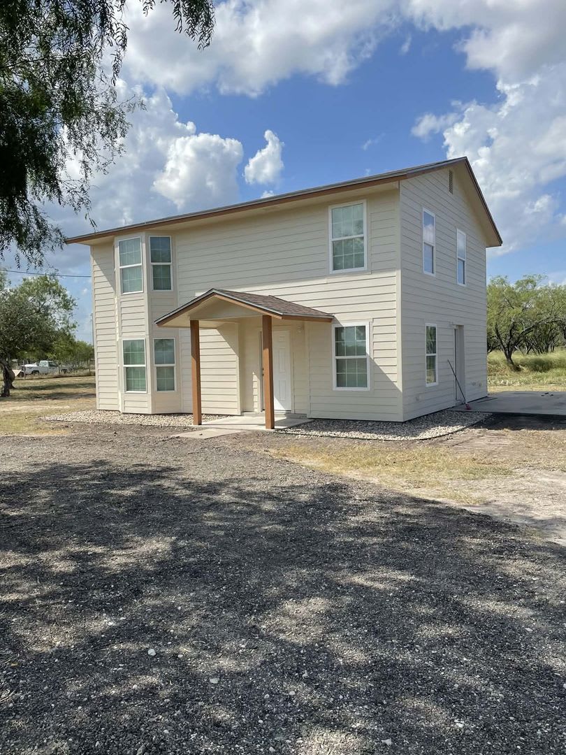 Orange Grove-Hidden Gem to call home! – photo 1