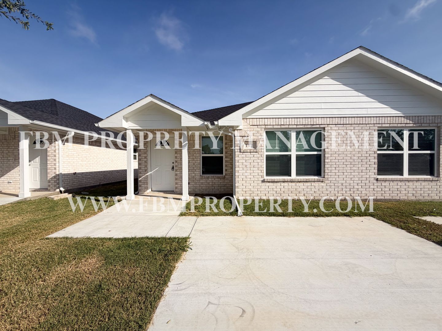 112 E Camden St Brand New 2 Bedroom 2 Bathroom Duplex Located In Rice Tx Move In Special 500 Off At Move In – photo 4