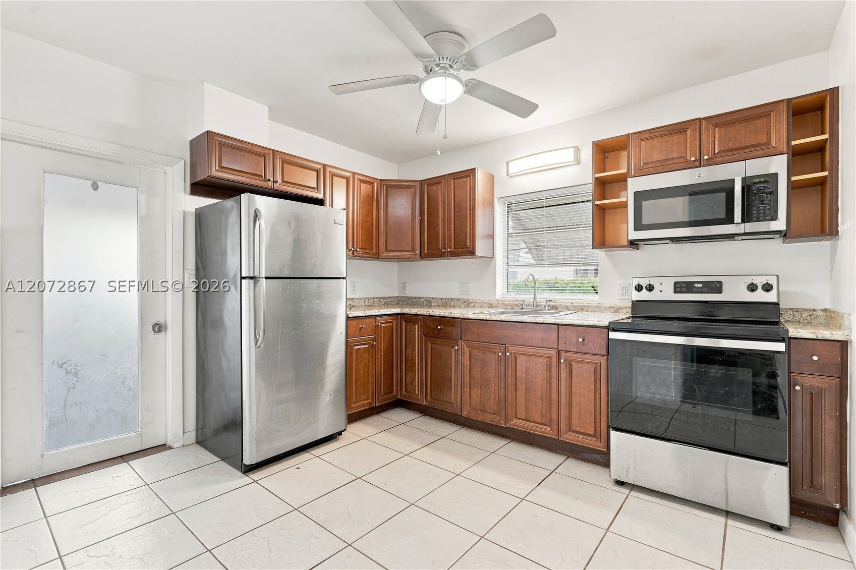 126 SE 4th St – photo 4