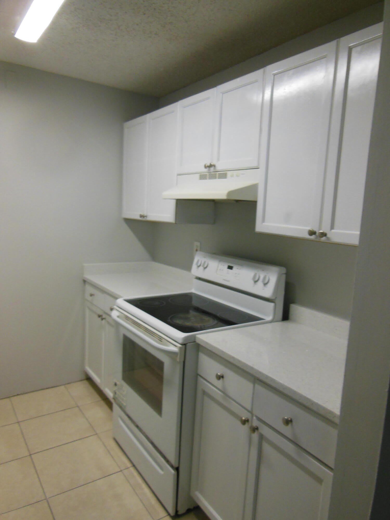 709 Meadows Circle – photo 3
