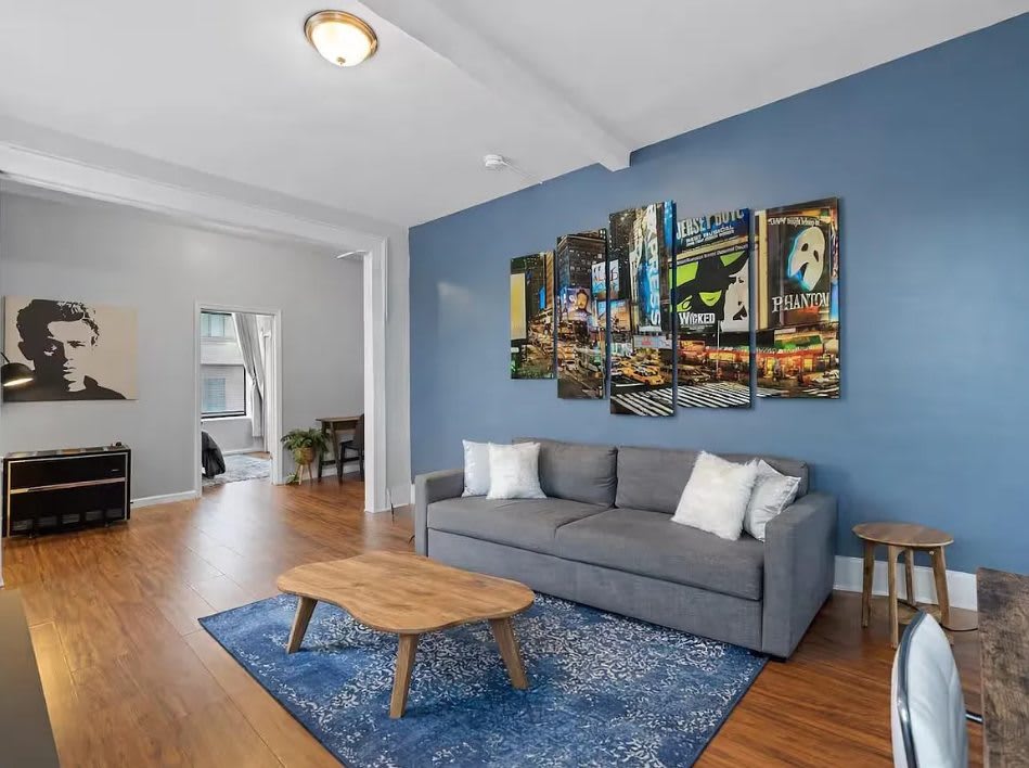 450 1st St – photo 1