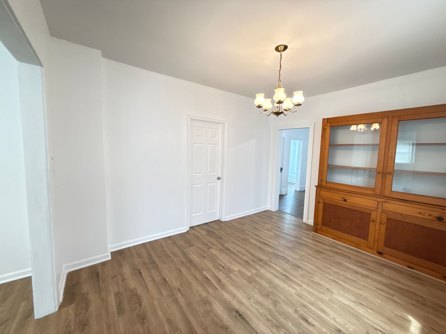 Remodeled 2 Bed 1 Bath Home In Q Town – photo 5