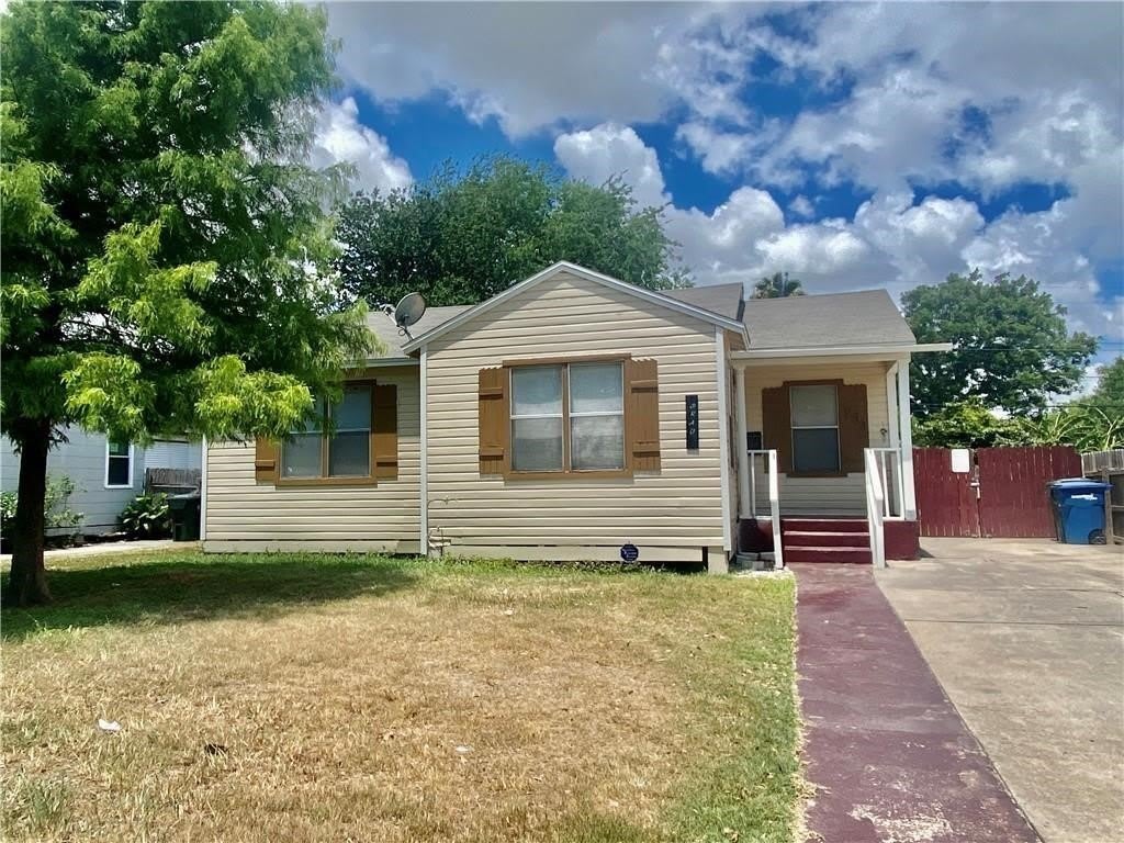 233 Eastgate Drive – photo 2