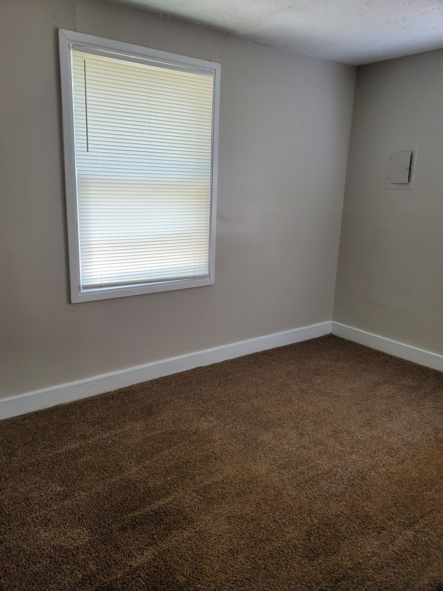 2233 2Nd Street South – photo 3