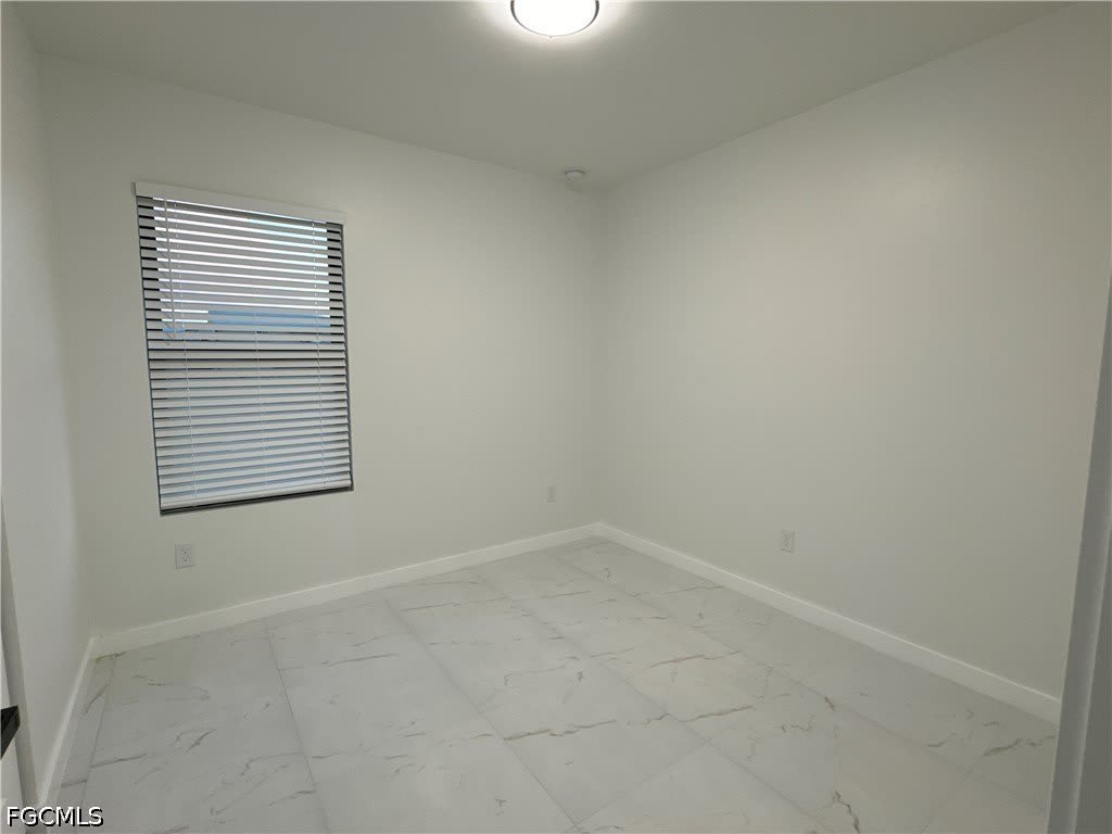 1775 Glenway Court – photo 5