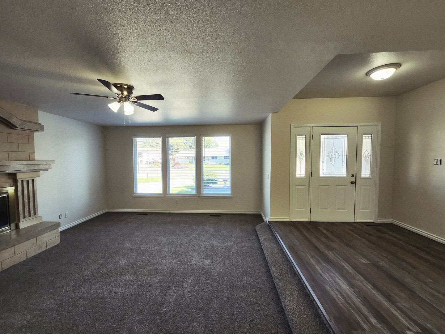 Beautiful Tri Level Home w/RV or Trailer Parking! – photo 4