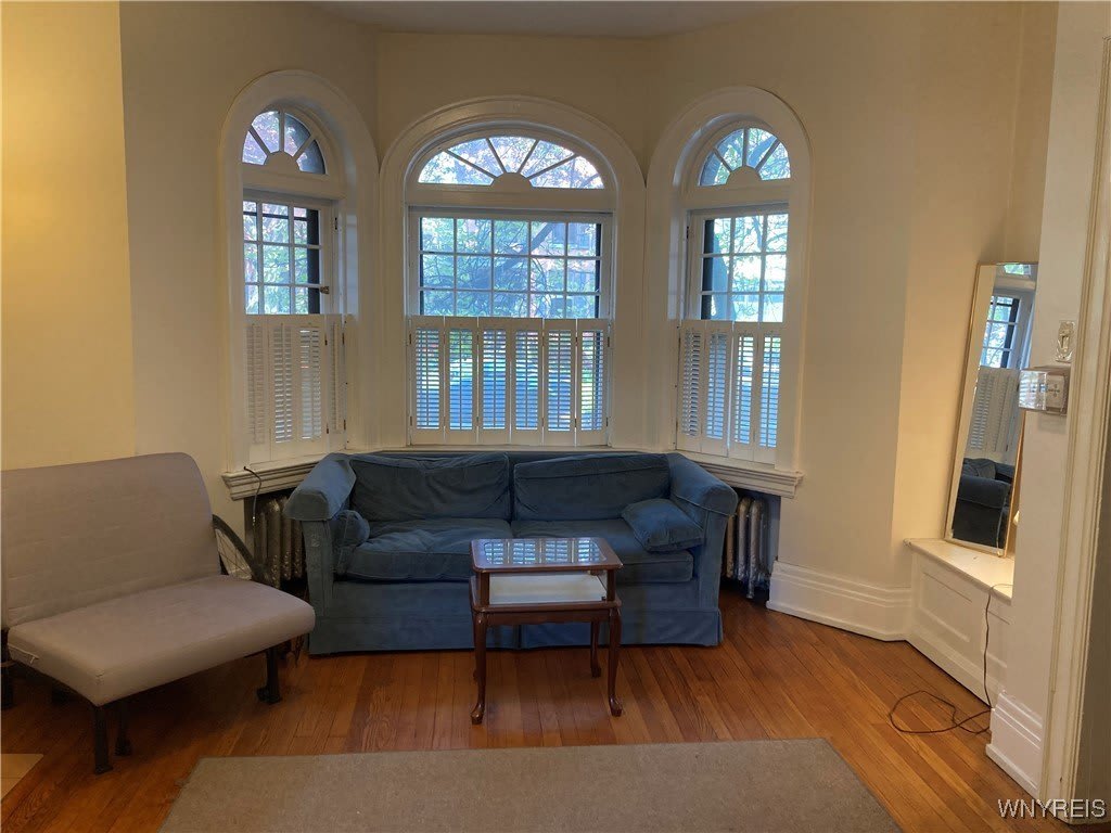 44 N Pearl Street – photo 2