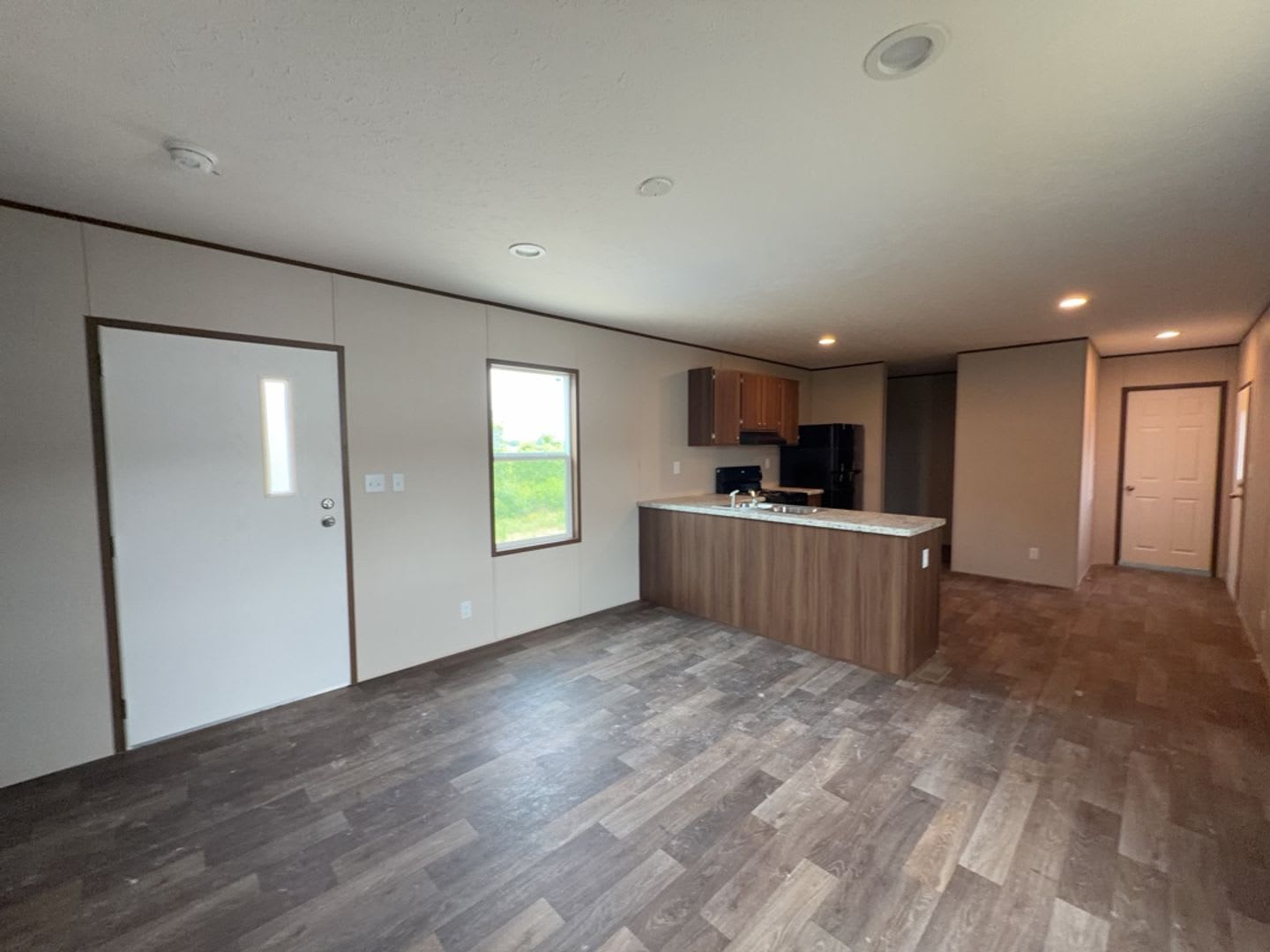 3046 Road 5914 15 Ask About Our No Cash Deposit Option – photo 4