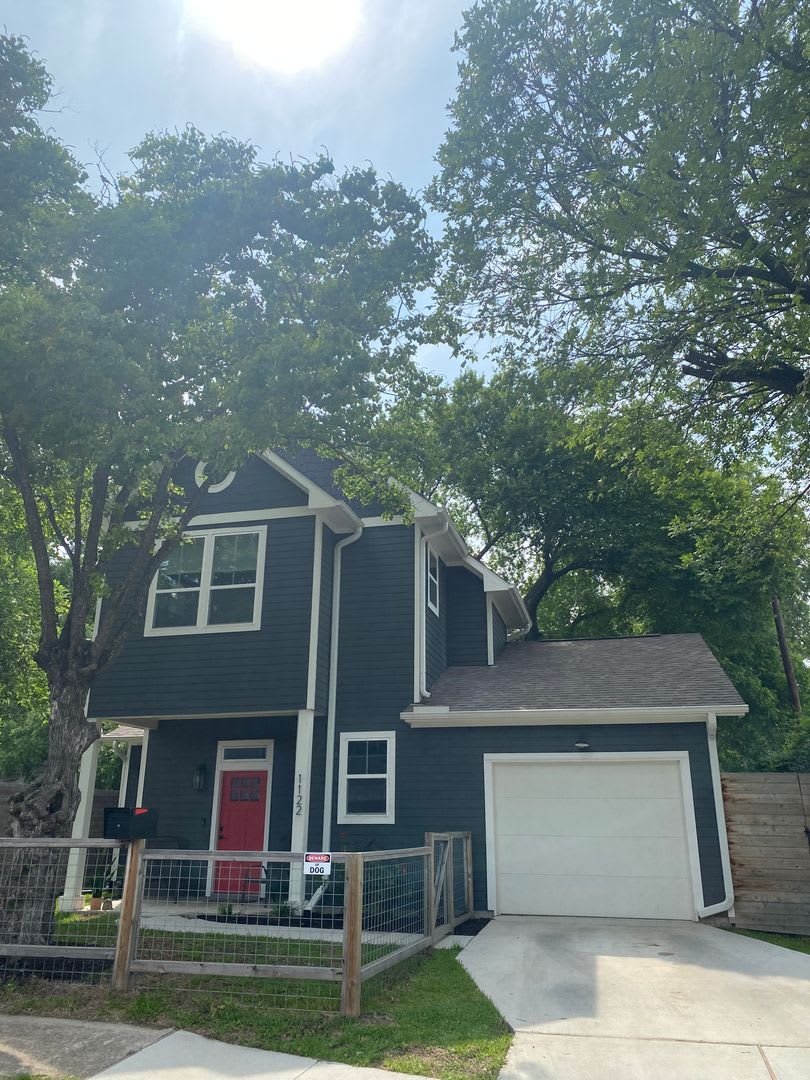 Beautiful 2 bedroom/2.5 bath in the heart of East Austin – photo 1