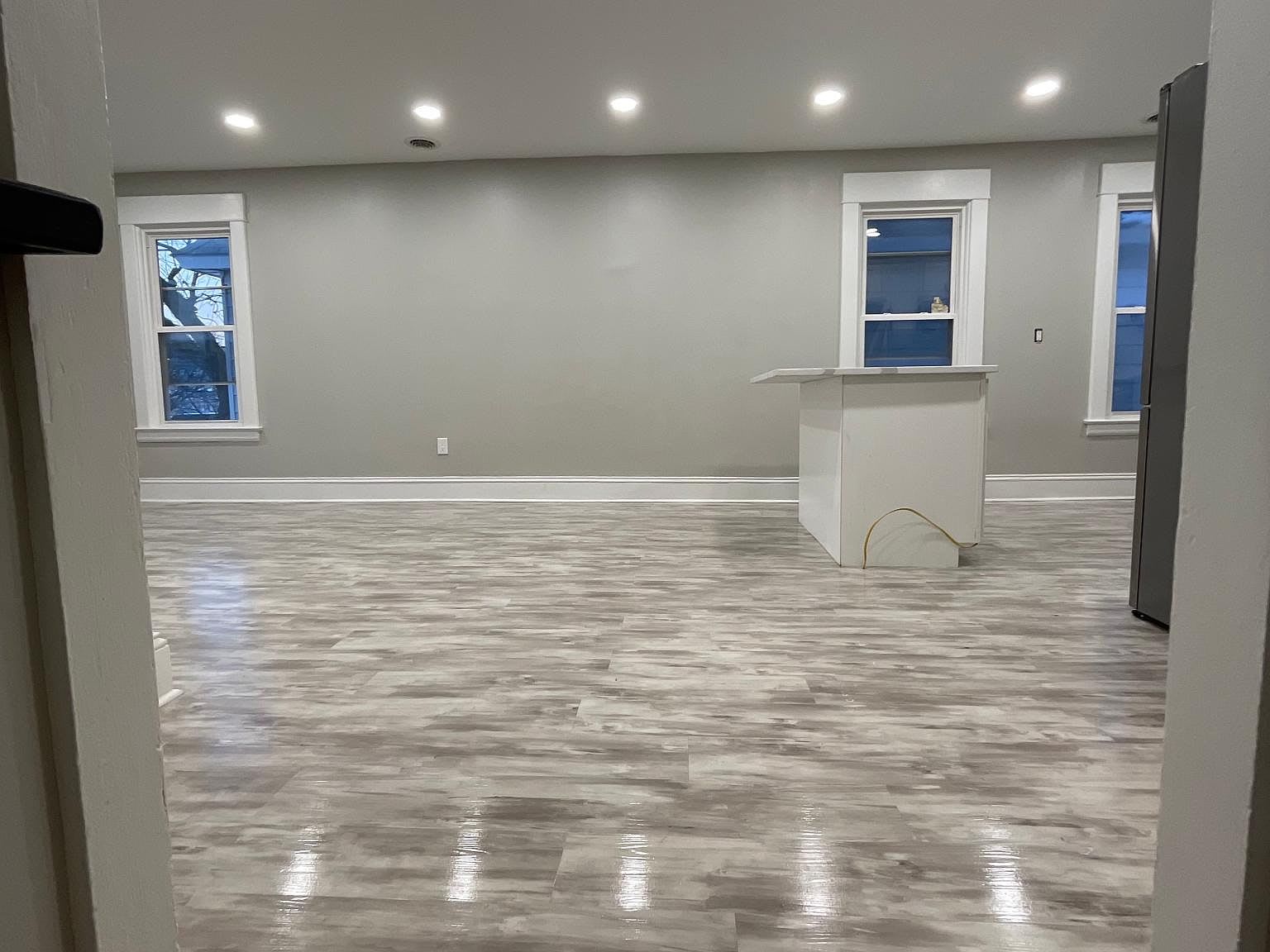 1425 State St – photo 2