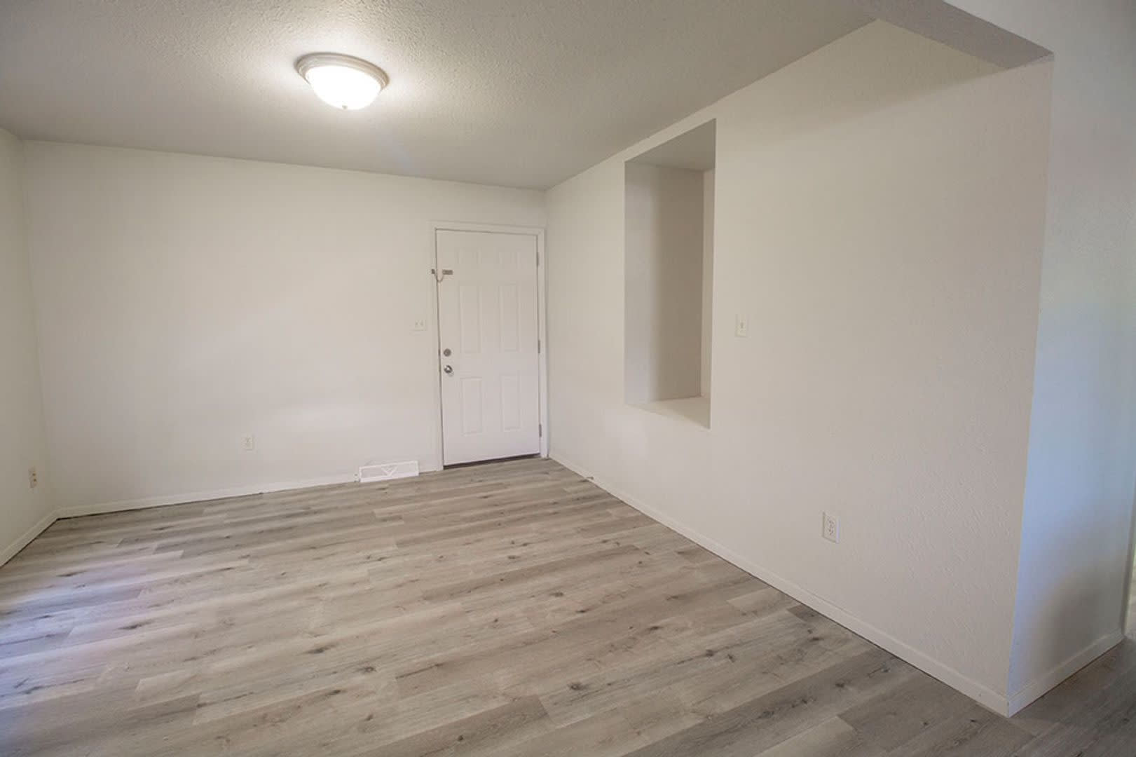 Central 4 bedroom Duplex – photo 4