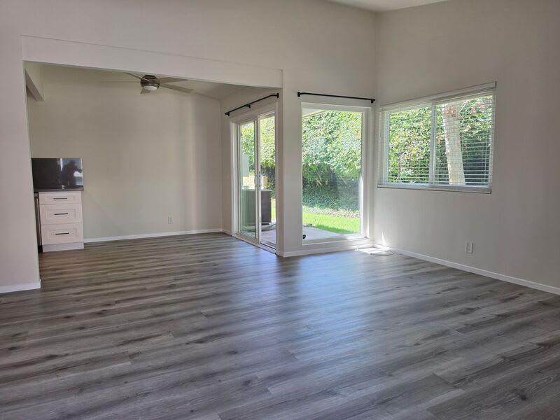 3340 East Collins Avenue – photo 4