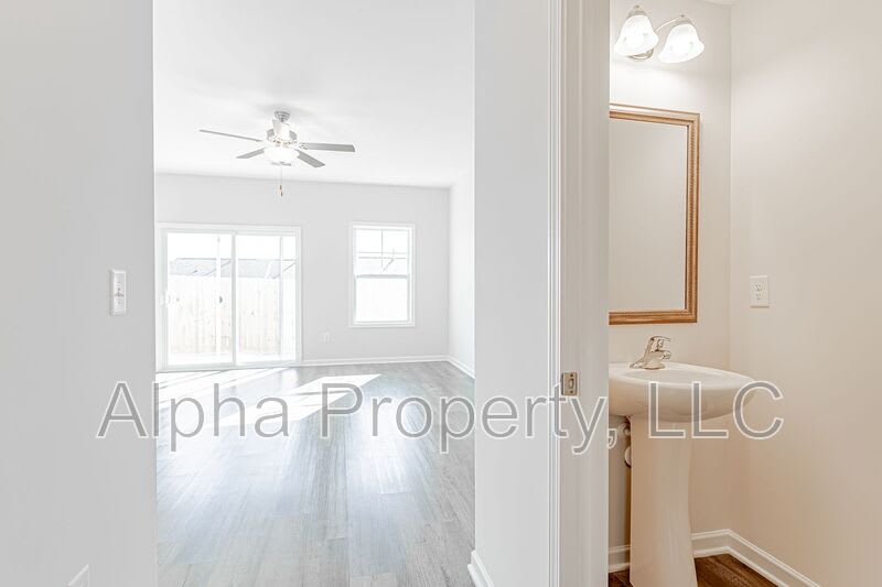 328 Trail Branch Ct – photo 4