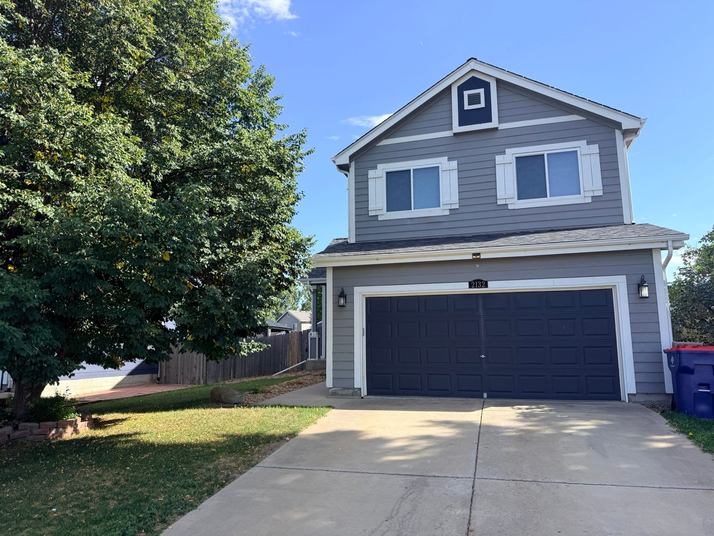 Updated 4 Bed 3 5 Bath 2 Car Home In Settlers Village – photo 1