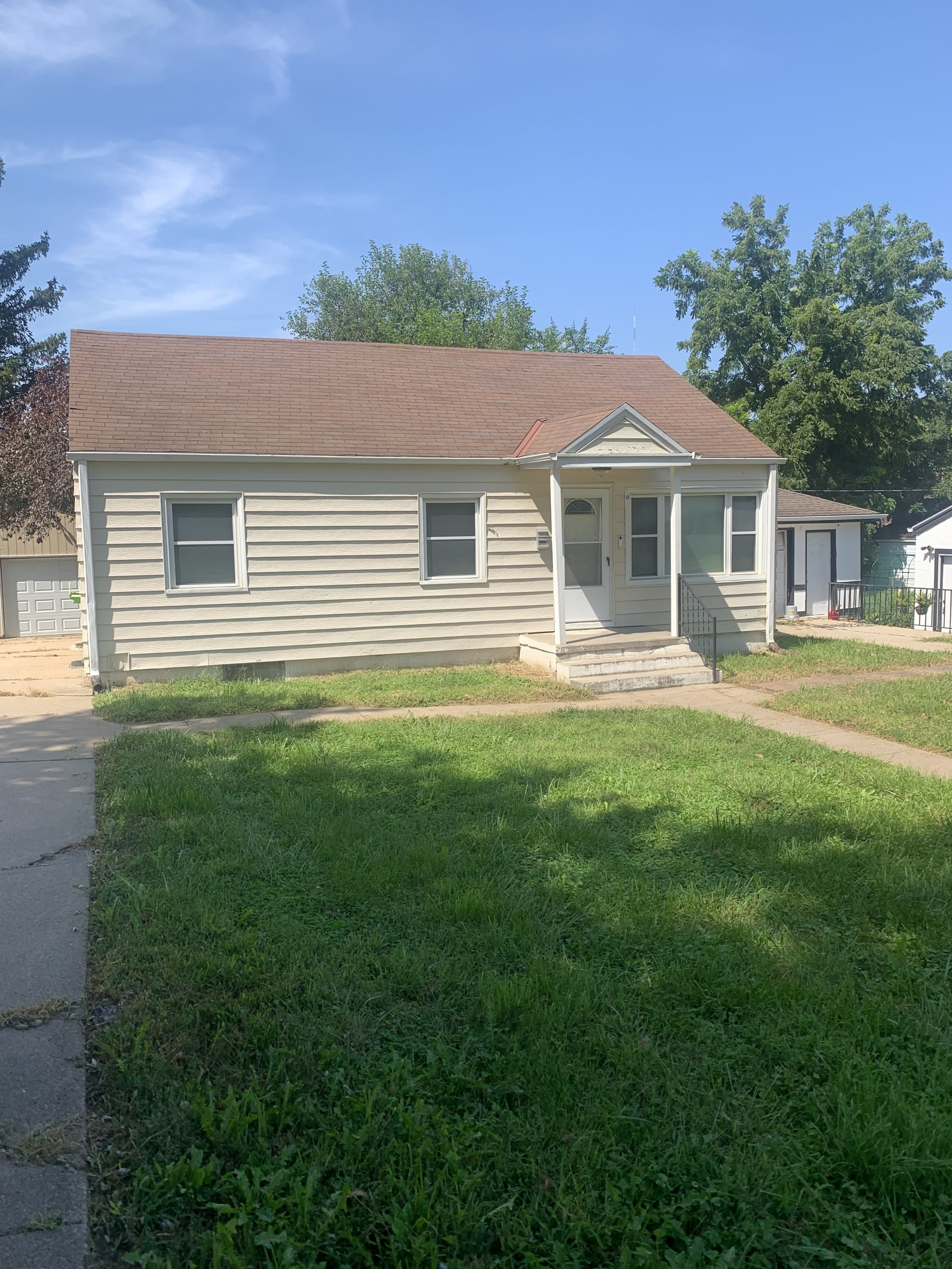 4152 N 61st – photo 1