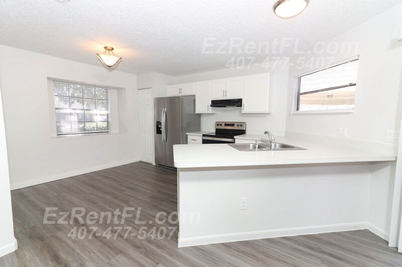 5249 Champagne Circle – photo 4