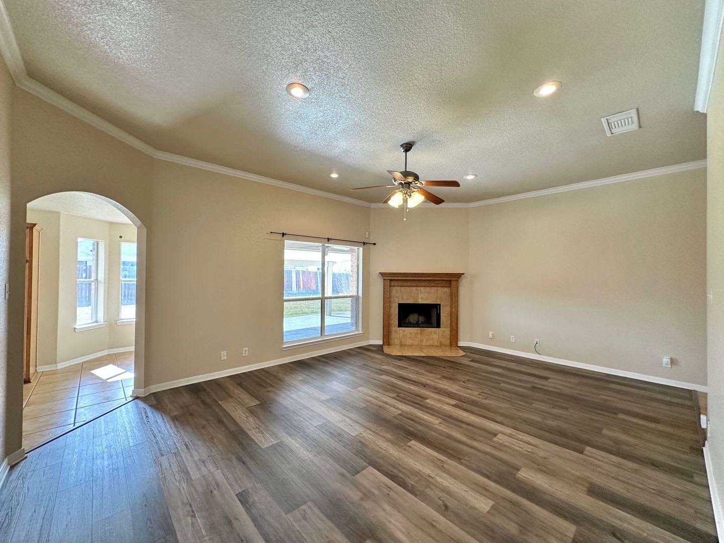 2601 Lavender Ln – photo 3