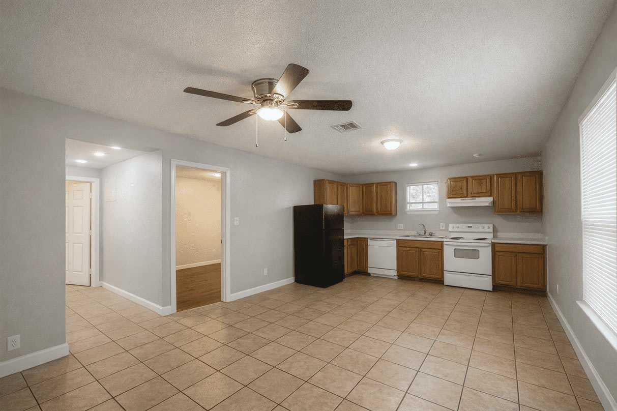 6721 Brothers Lane – photo 2