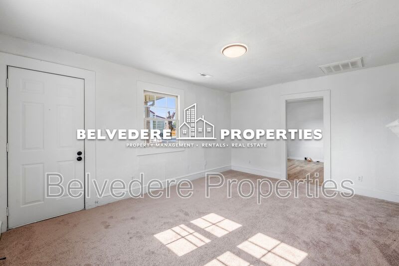 2110 Shore Street – photo 5