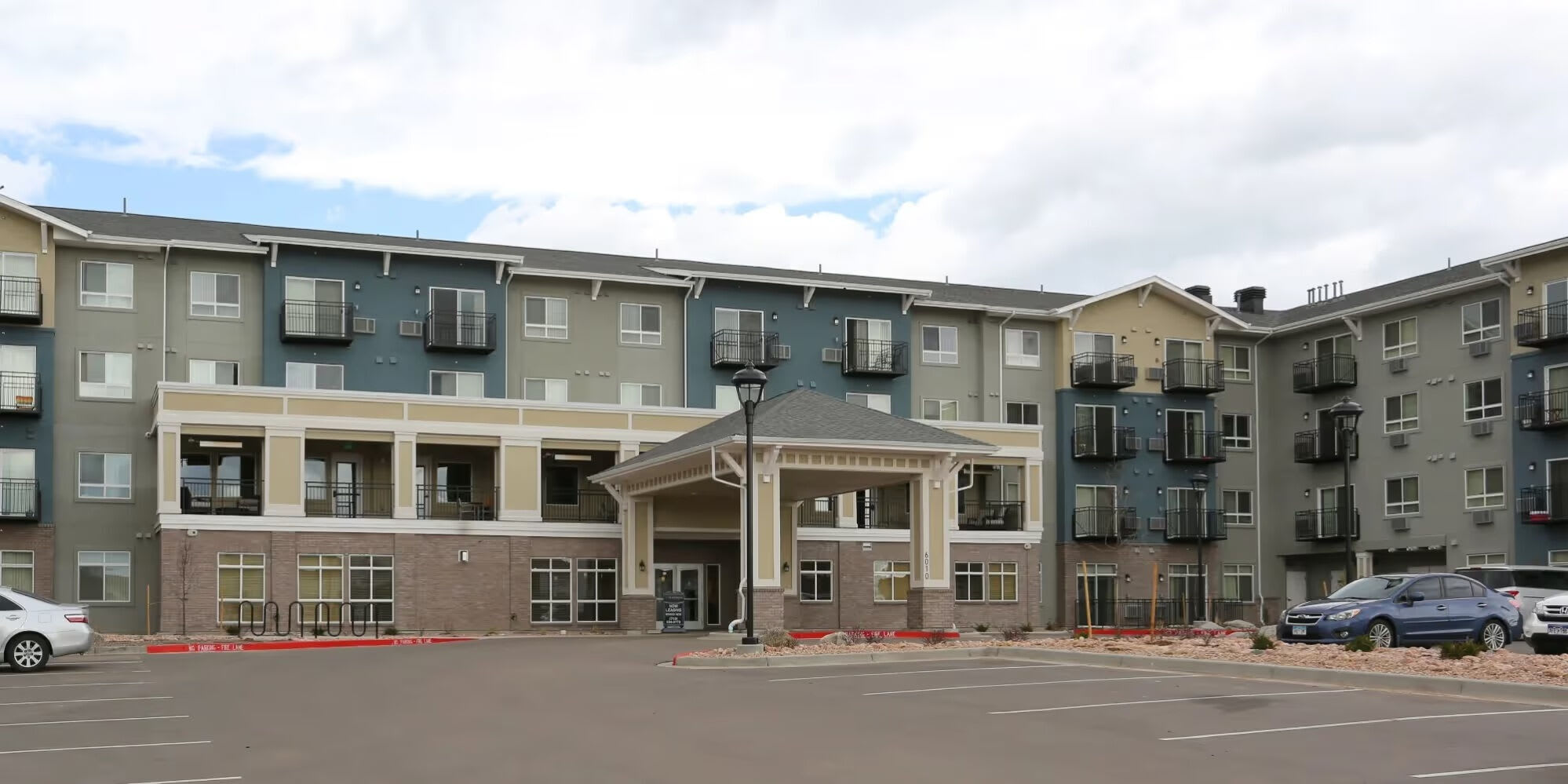 Traditions at Colorado Springs – photo 5