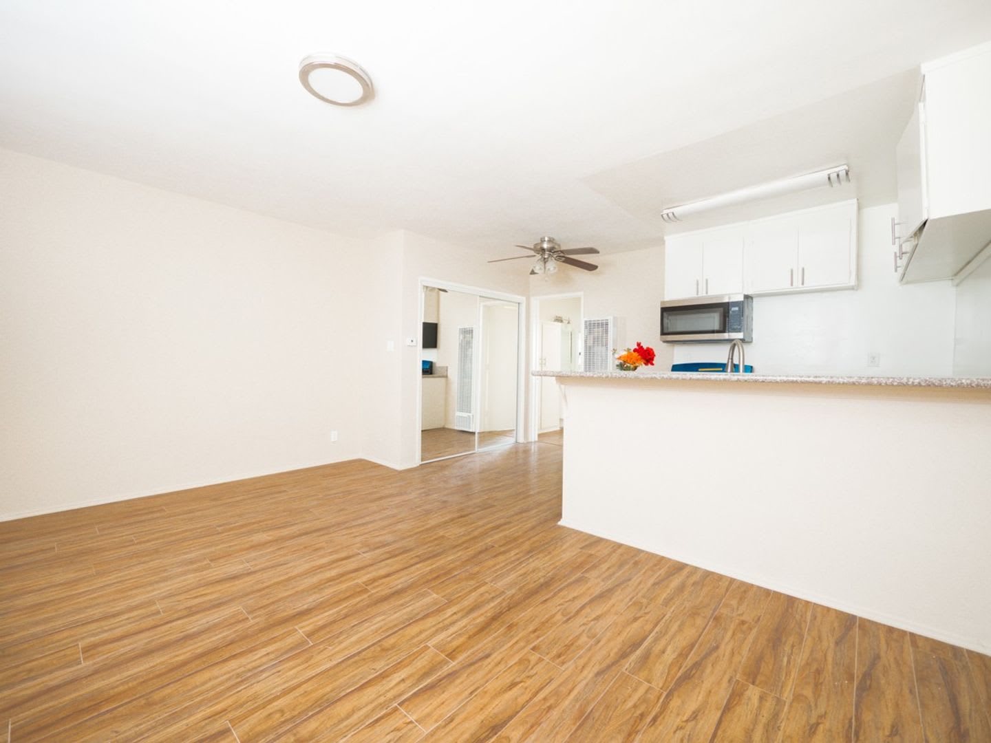 1645 N. Winona Blvd. – photo 3