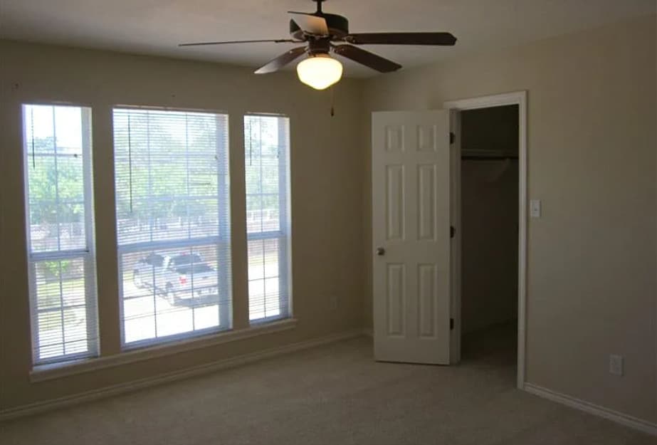1214 Welsh Ave – photo 2
