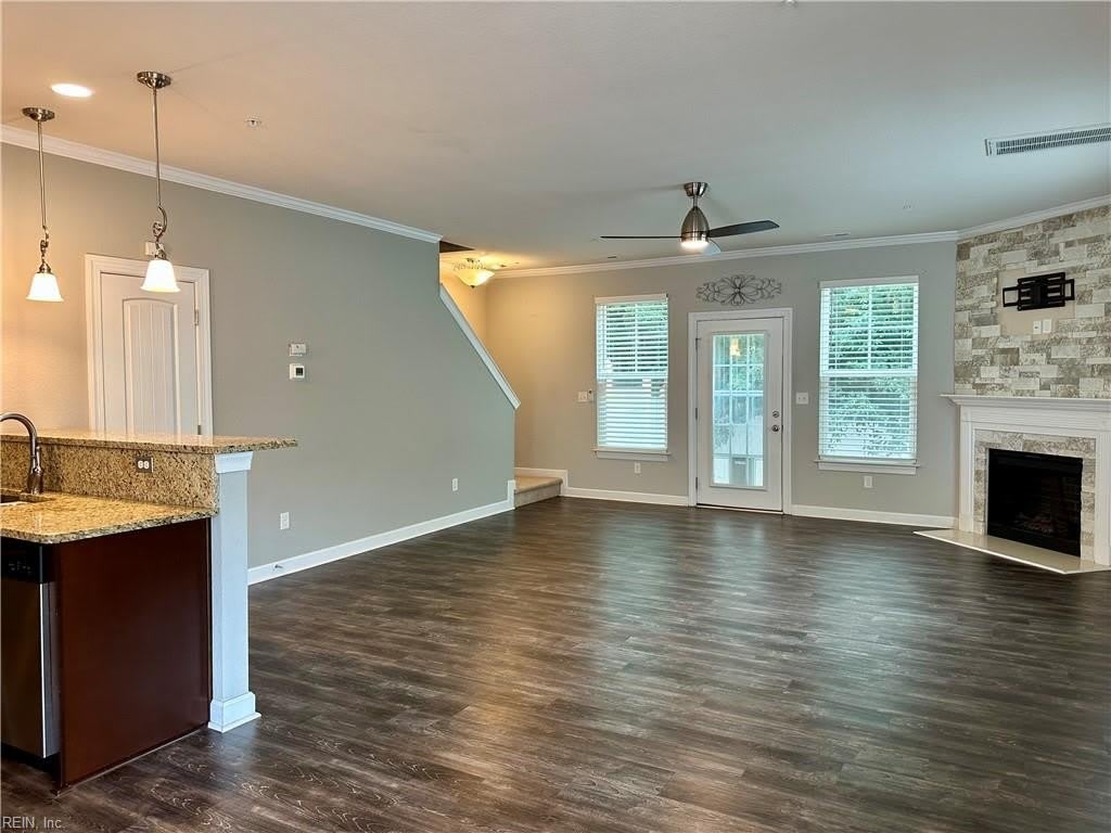 700 Albertine Court – photo 4