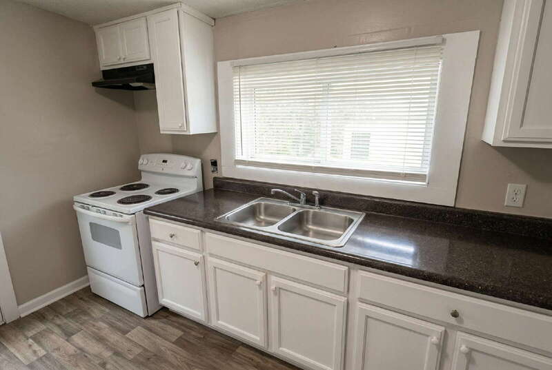 218 Irving Avenue – photo 5