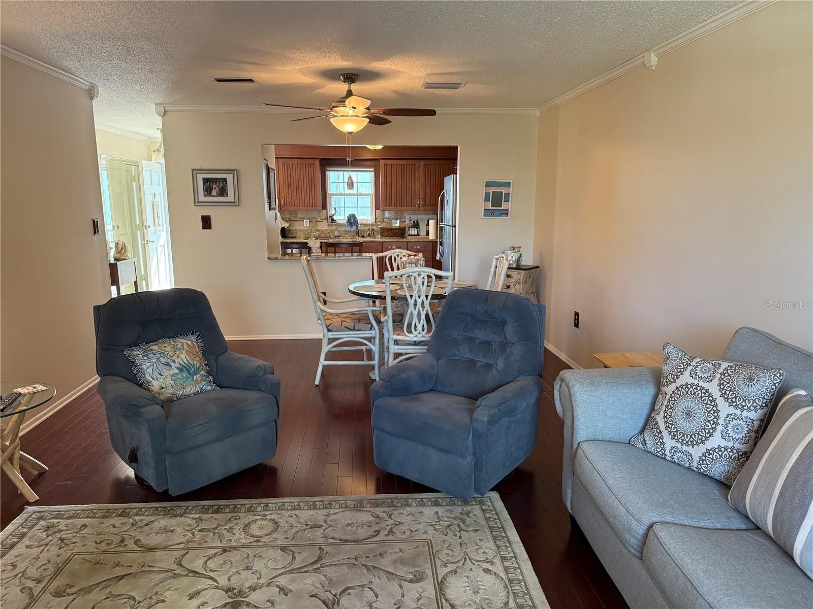 1706 BELLEAIR FOREST Drive – photo 5