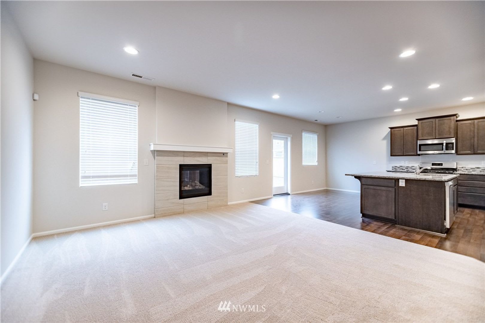FOR RENT – photo 4