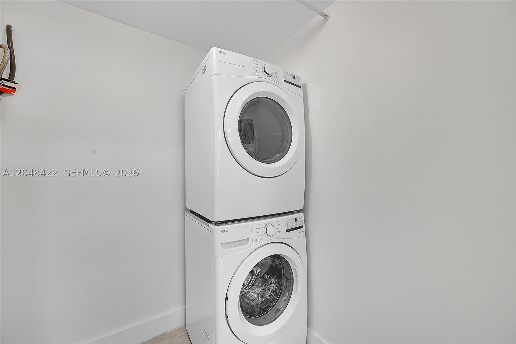 810 SW 12th Ct – photo 5