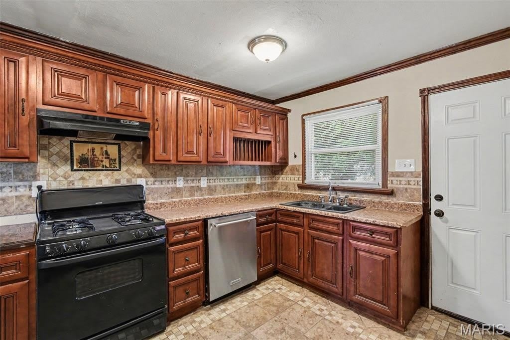 1223 Walker Avenue – photo 2