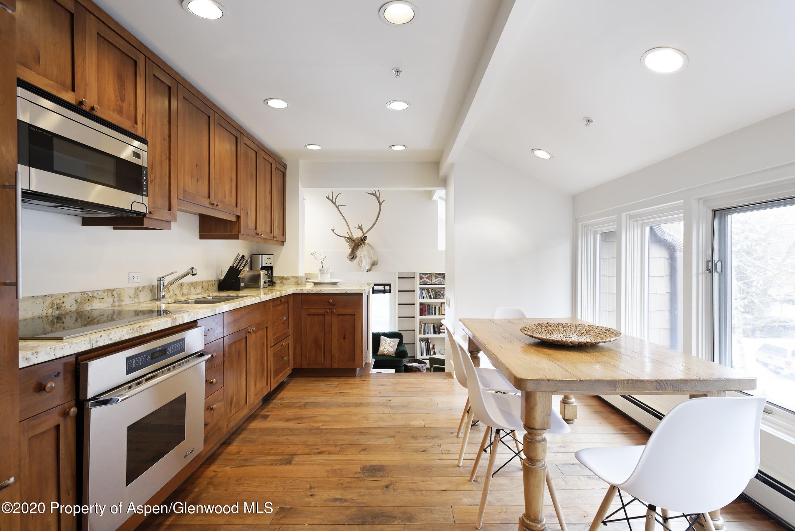 900 E Durant Avenue – photo 4
