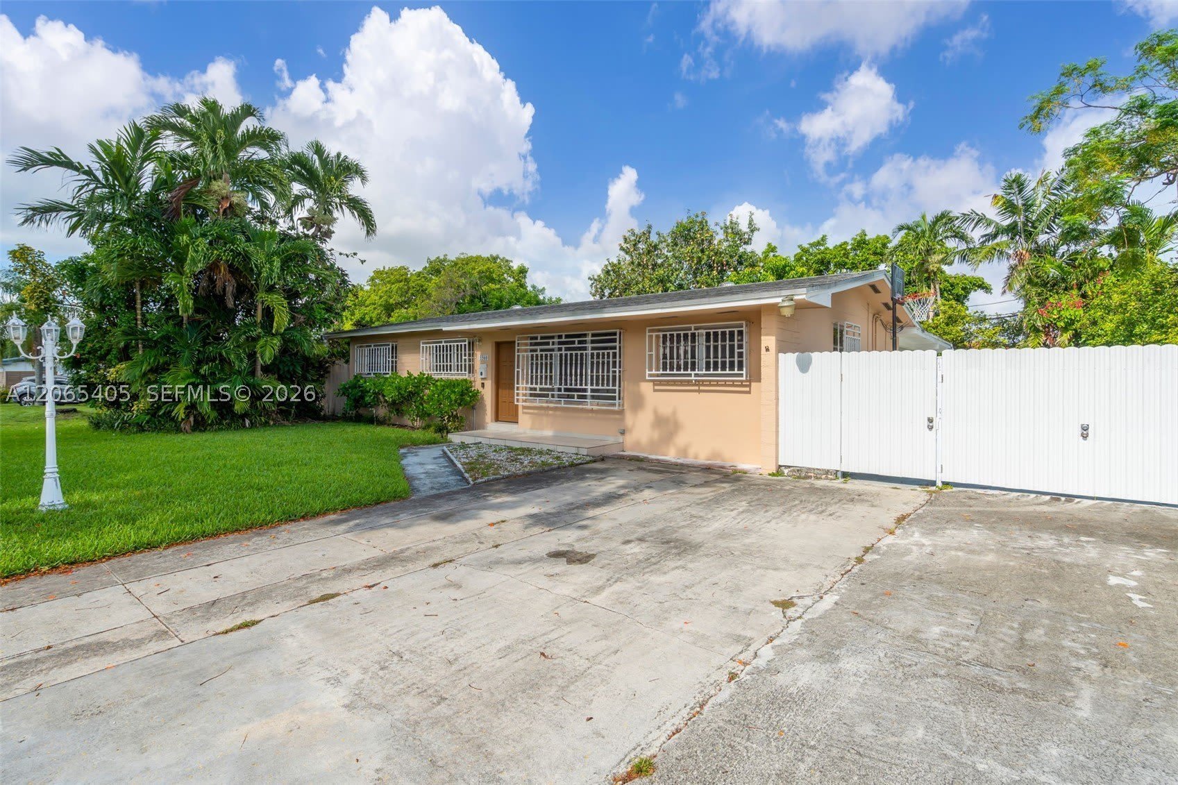 5560 W 6th Ave – photo 3