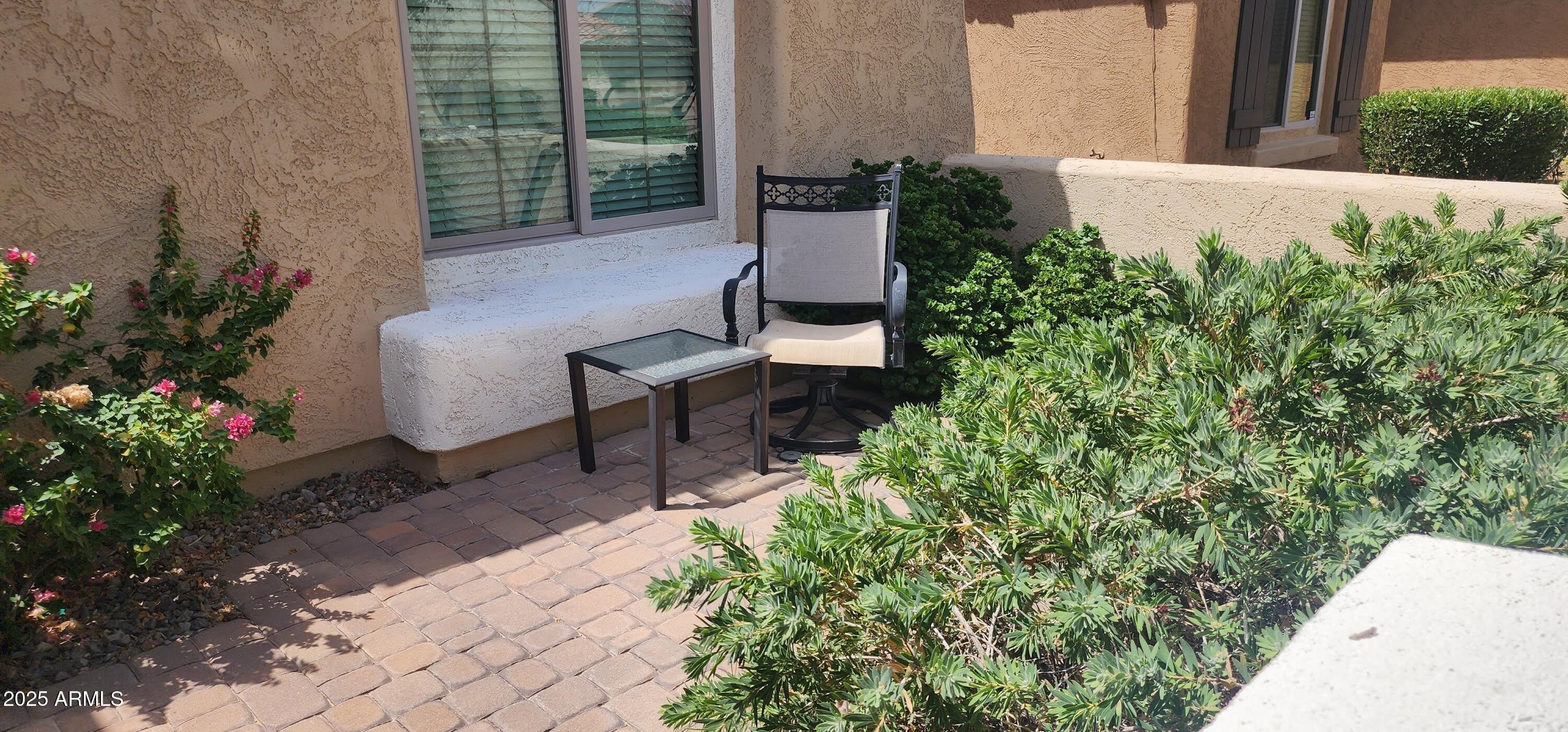 27013 W Potter Drive – photo 2