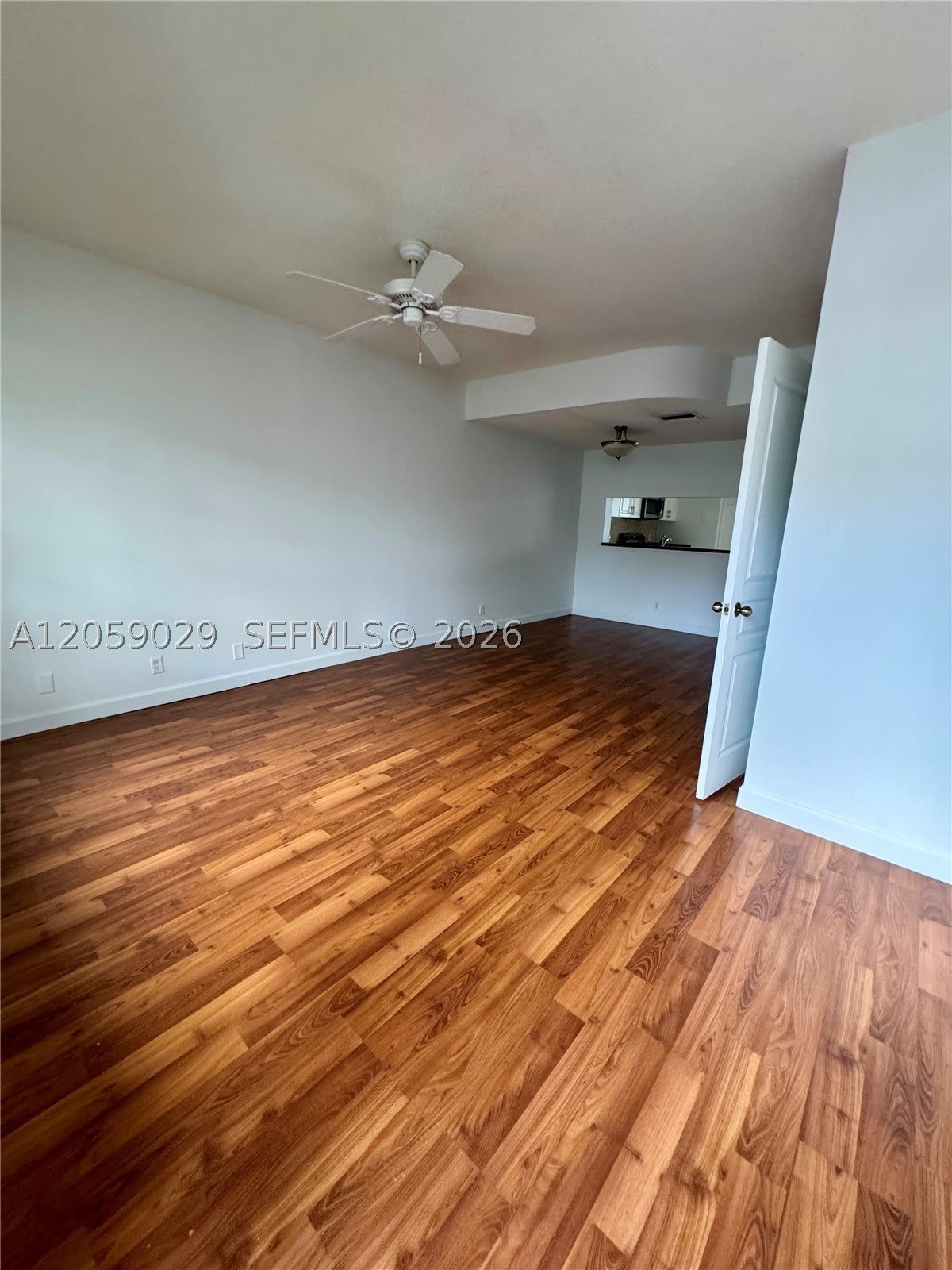 16743 Hemingway Dr – photo 2