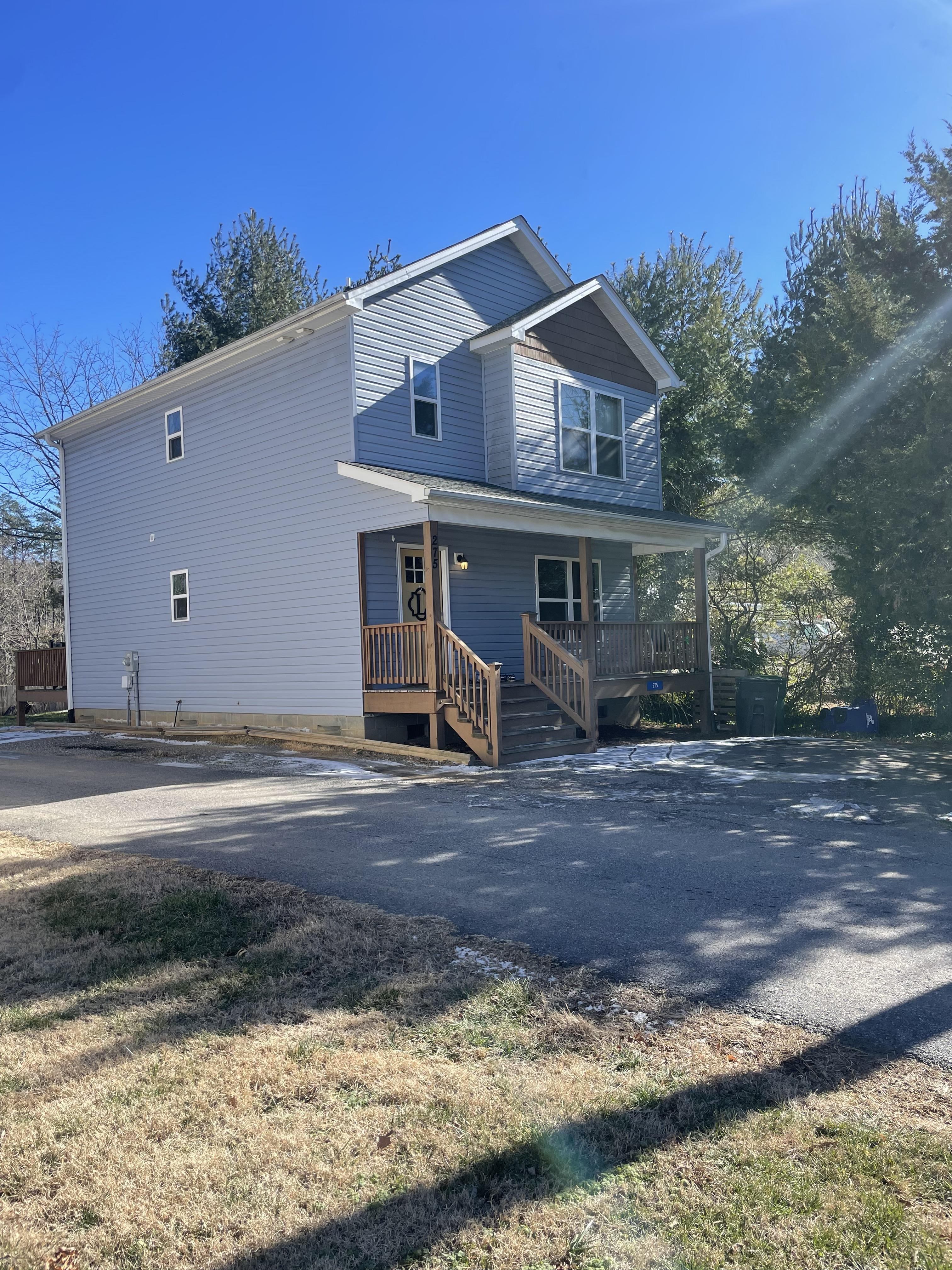 275 Rock Hill Rd – photo 1
