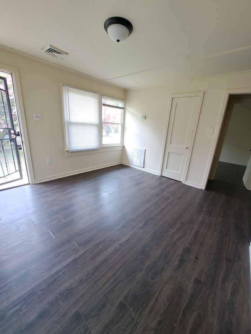 387 385 Carver circle – photo 5