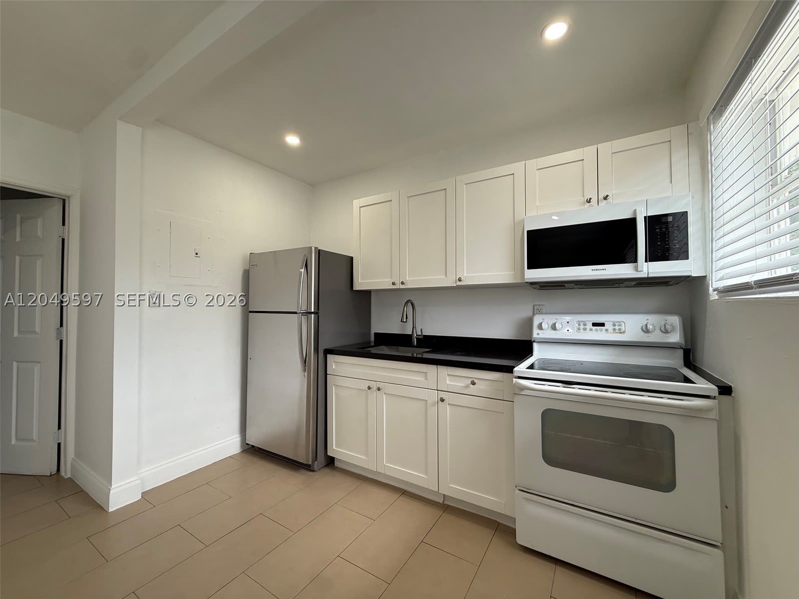 6723 NE Miami Pl – photo 2
