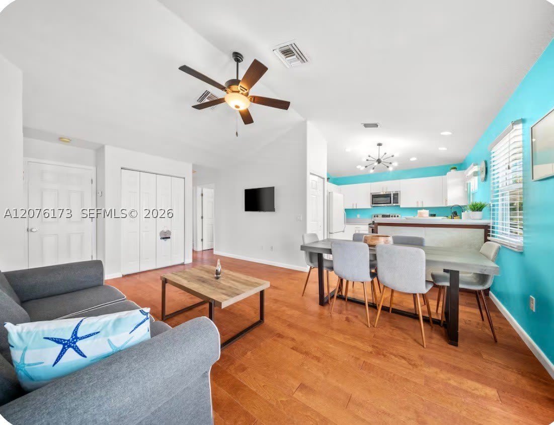 1261 Bonefish Ct – photo 5