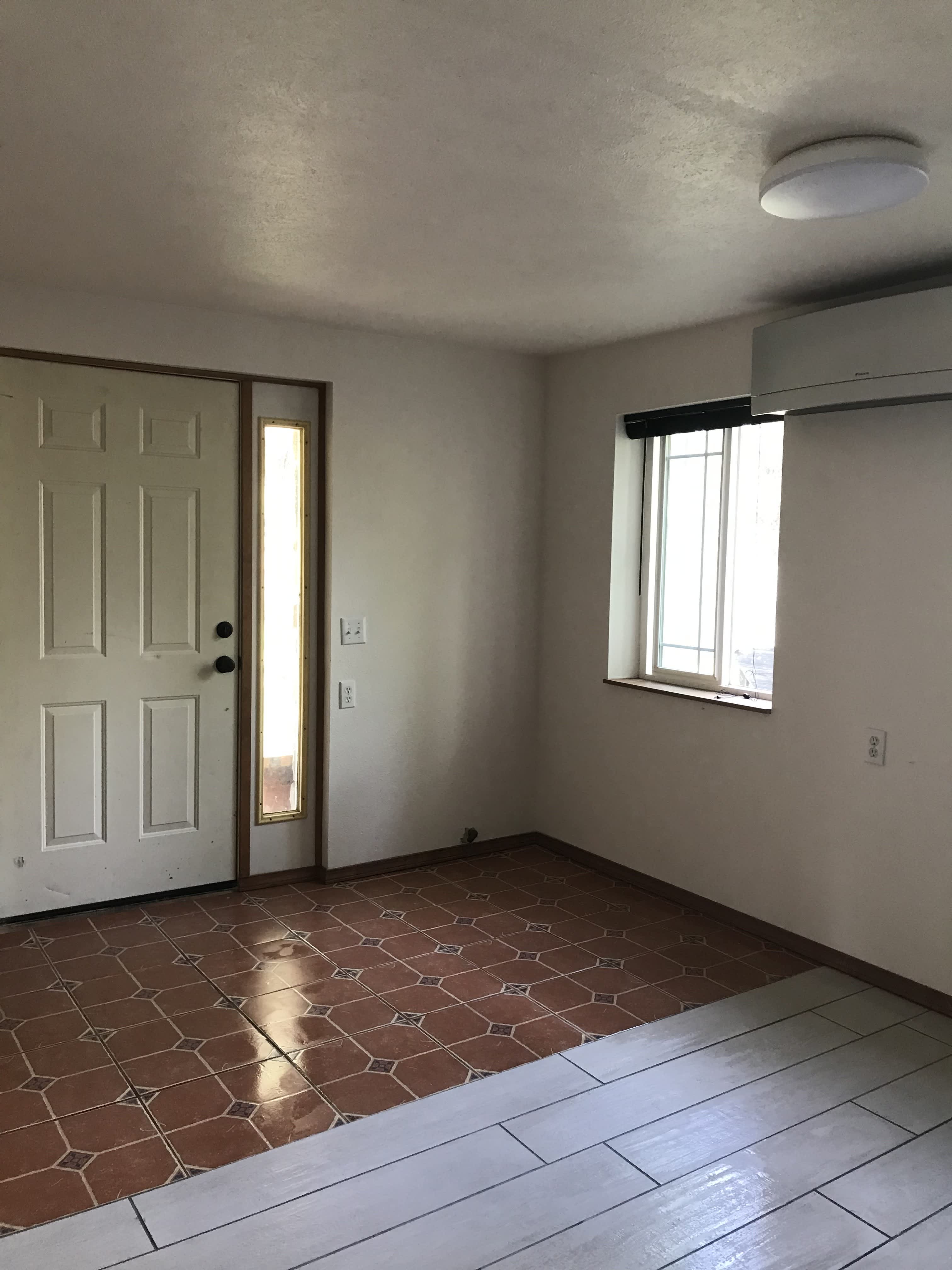 592 N Newport Ave – photo 5