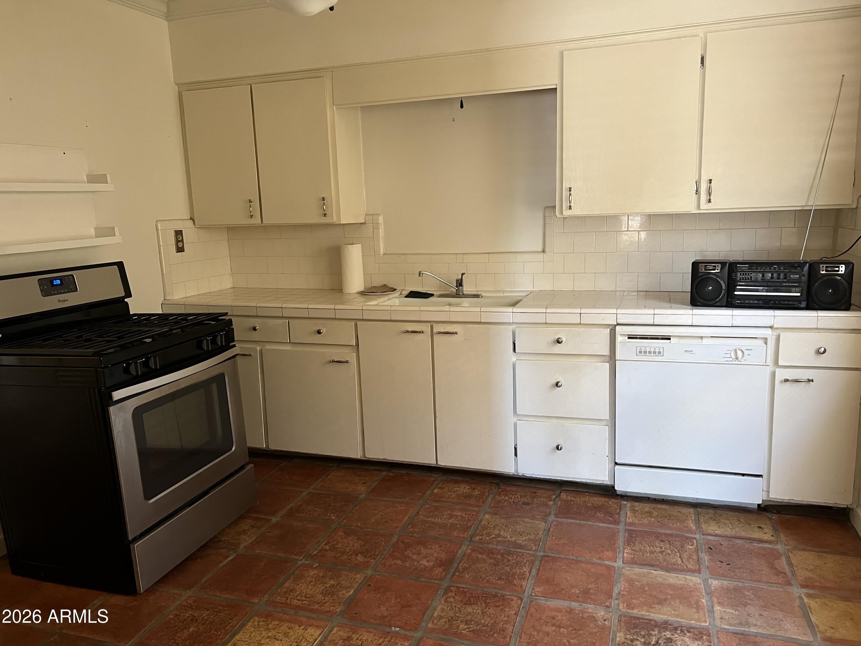 38 W THOMAS Lane – photo 3