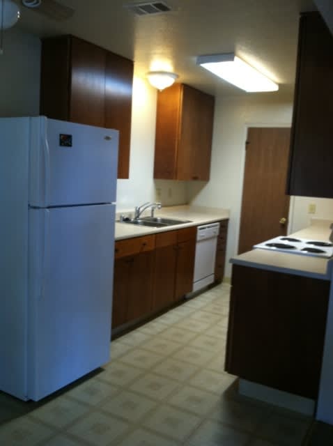 747 E Tabor Ave 4 – photo 3