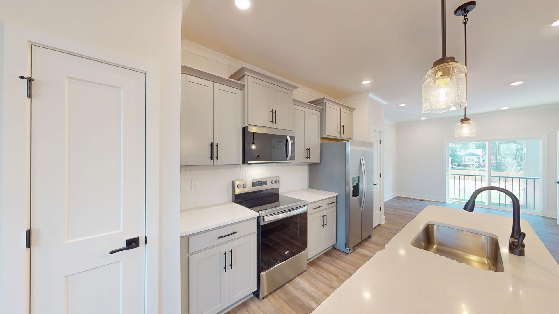 3640 Spencer Street – photo 3