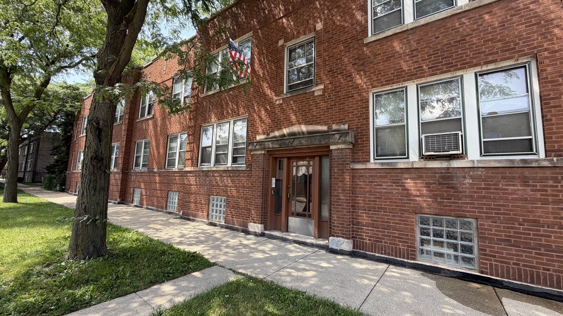 5304 W Potomac Avenue – photo 1