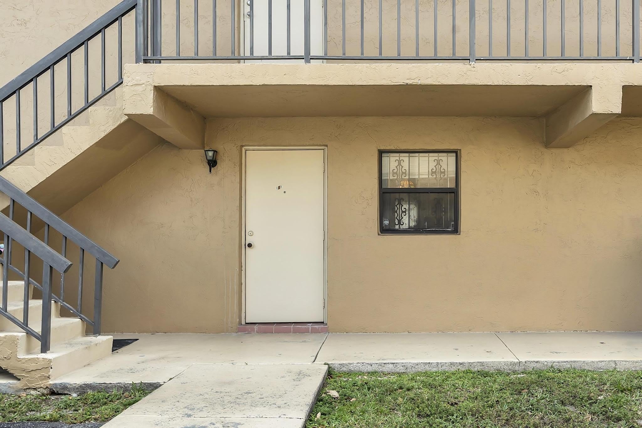 6715 W 26th Drive – photo 2