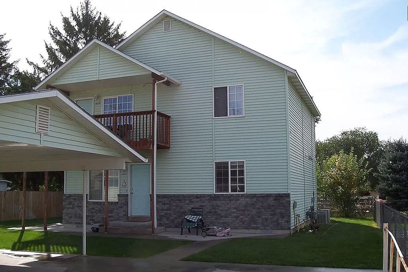 1423 E. Dakota Ave – photo 1
