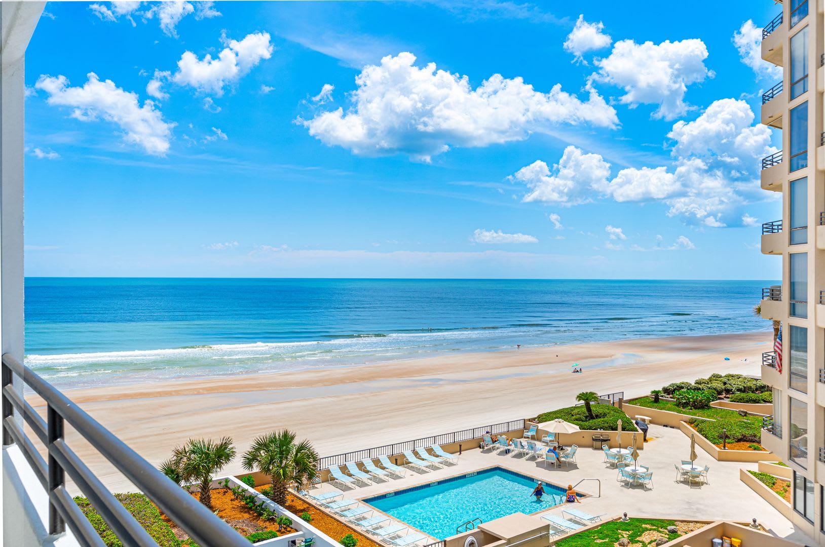 Oceanfront Living in Daytona Beach Shores — The World’s Most Famous Beach! – photo 2