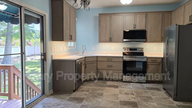 100 Mint Hill Drive – photo 4